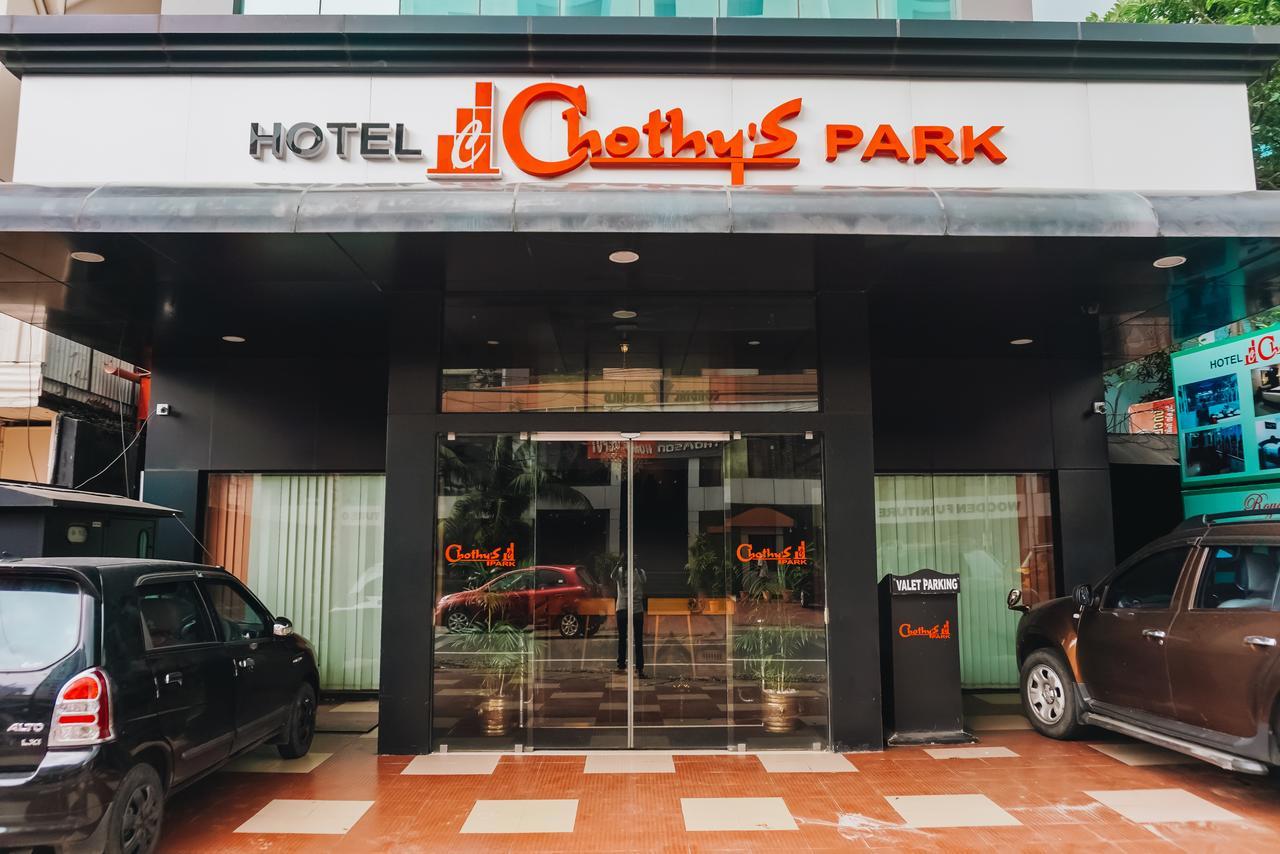 Hôtel Chothys Park à Thiruvananthapuram Extérieur photo